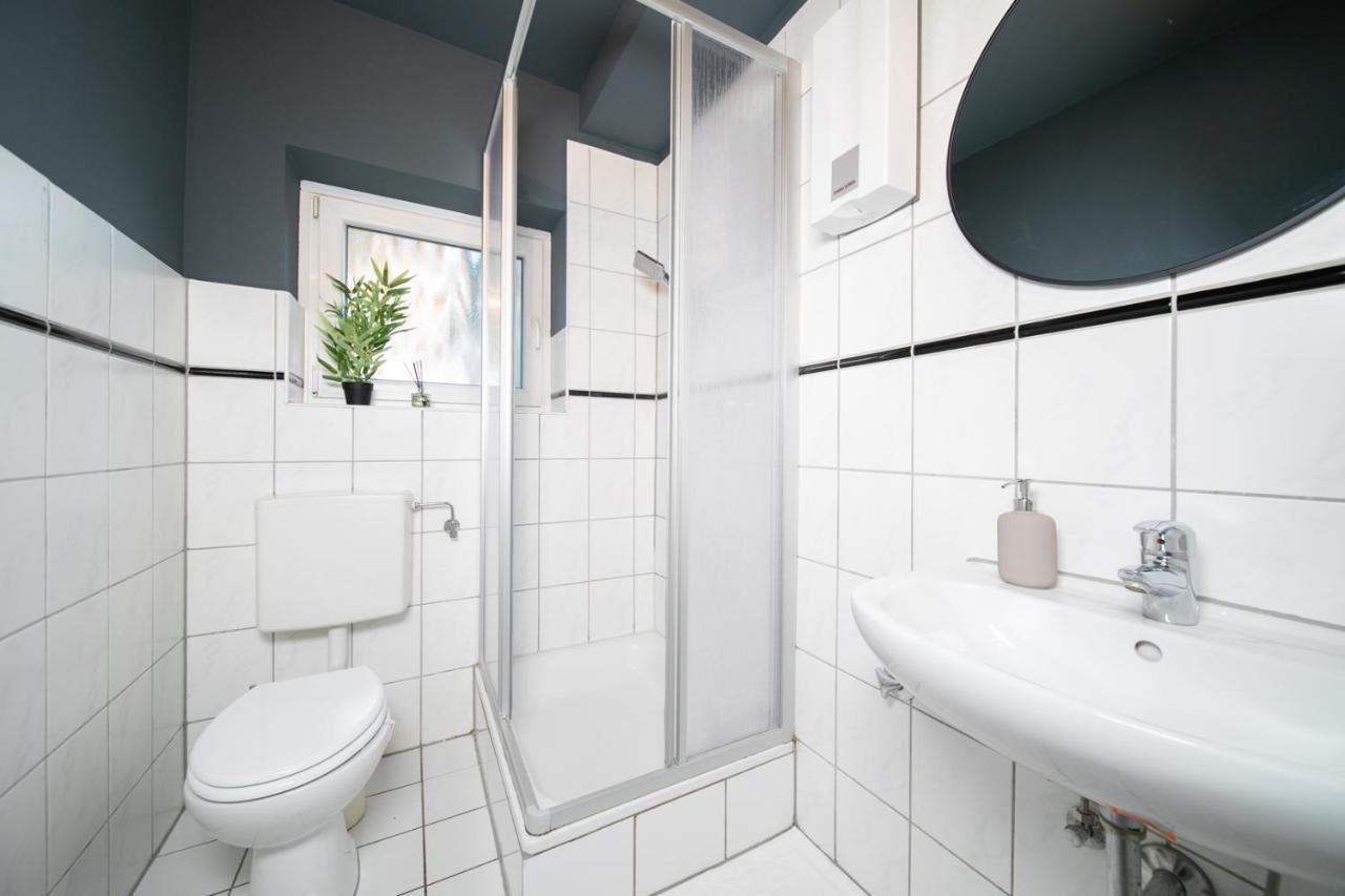 Favorite Stays - Suite And More - Westfeld Neuss Eksteriør billede